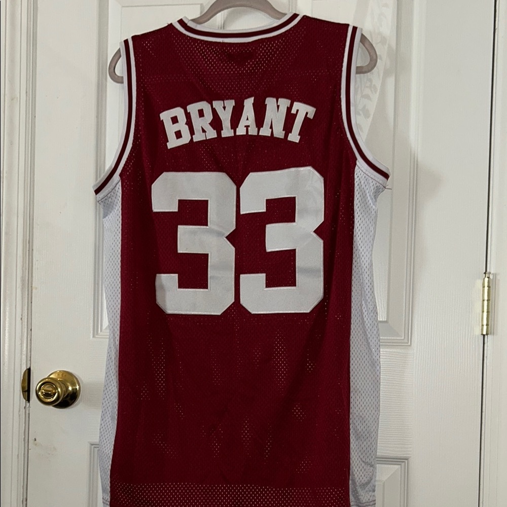 Lower Merion Basketball Jersey - Burgundy and White
Kobe Bryant 
High school